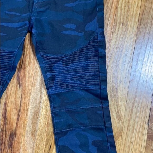Boys Blue Camo Moto Straight Leg Jeans - Picture 2 of 3